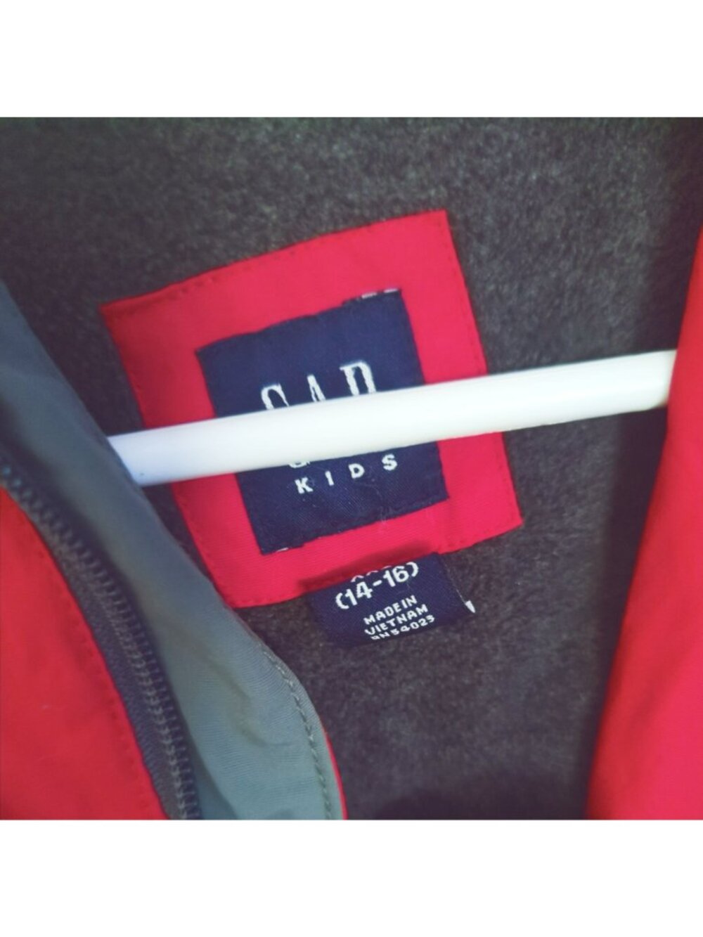 Gap Kids Boys Hooded Fleece Lined Colorblock Winter Jacket Red/Gray Size 14/16 - Picture 3 of 9
